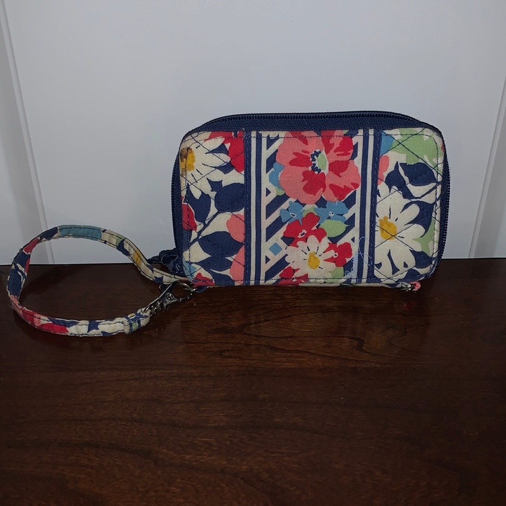 Vera Bradley Wallet | Limited Edition Floral Design